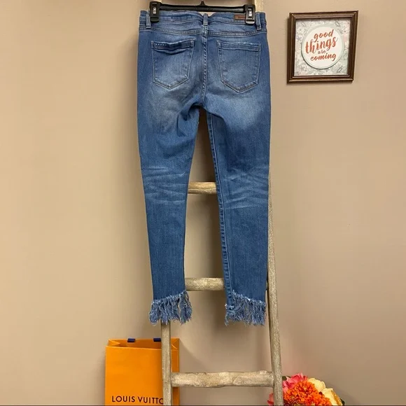 BlankNYC The Reade Classic Frayed Hem Skinny Jeans 26 - Picture 8 of 14